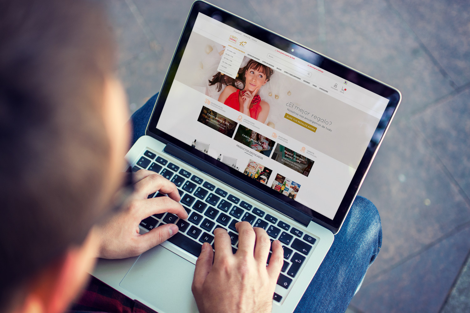 mockup pc web sadival