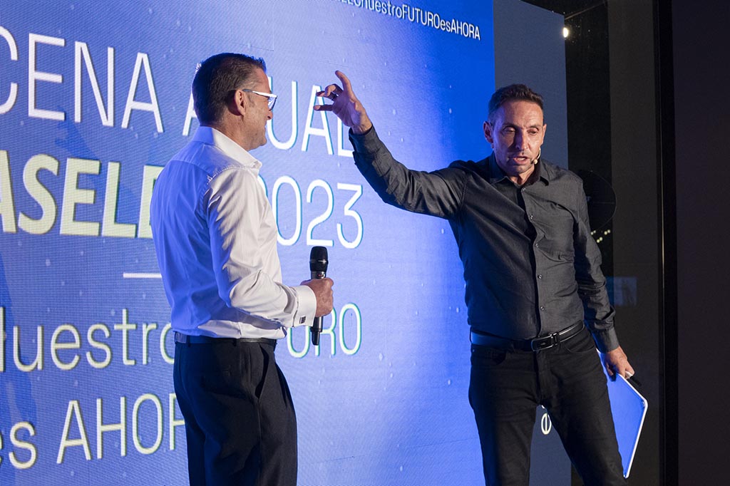 evento_personalizado_con_mentalista_aselec_abranding