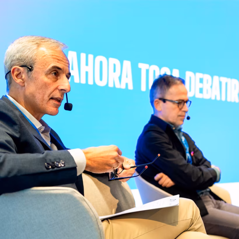 Home 8 organizacion evento talks abranding