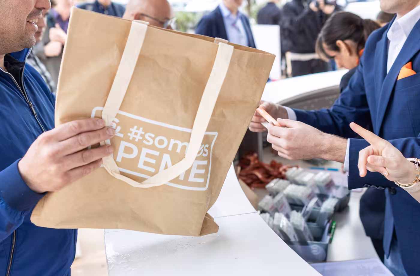 diseno bolsa connecta26 abranding