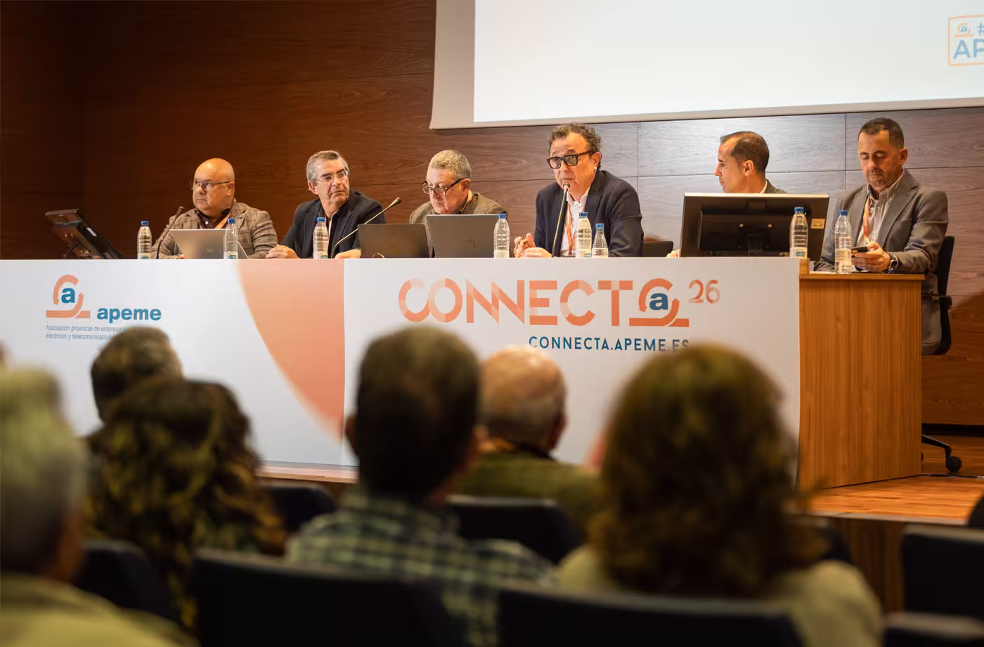 diseno evento connecta26 apeme abranding